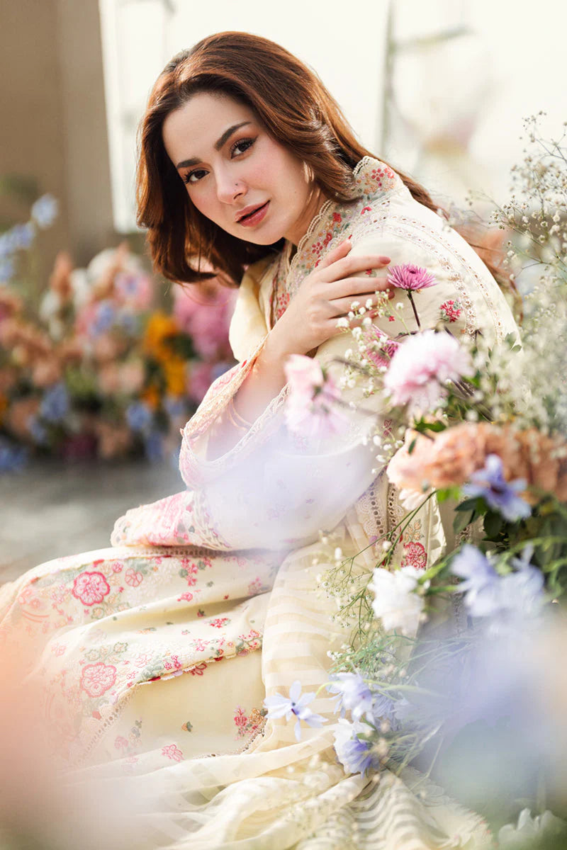 Luxury Lawn 25