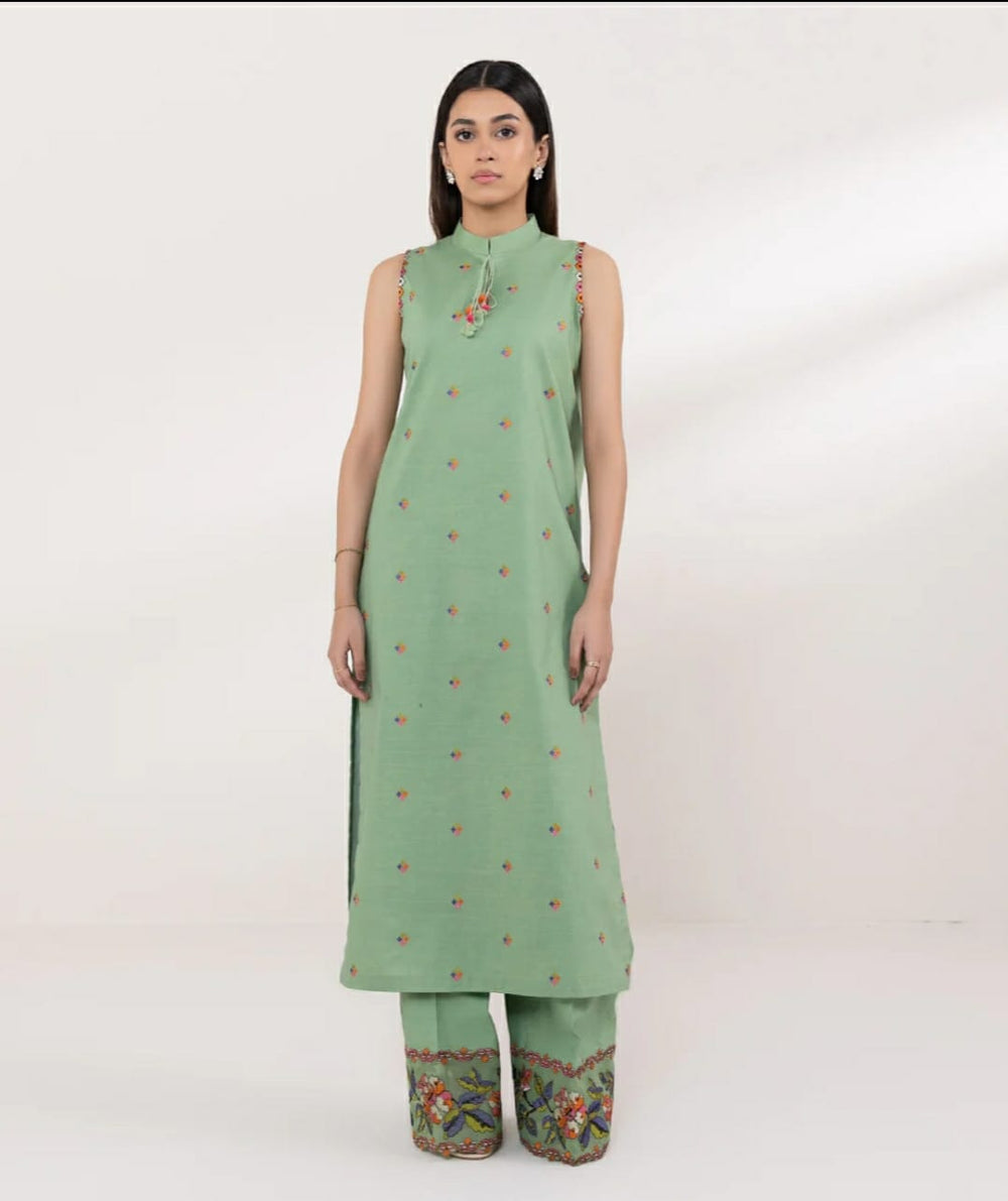 Embroidered 2-piece